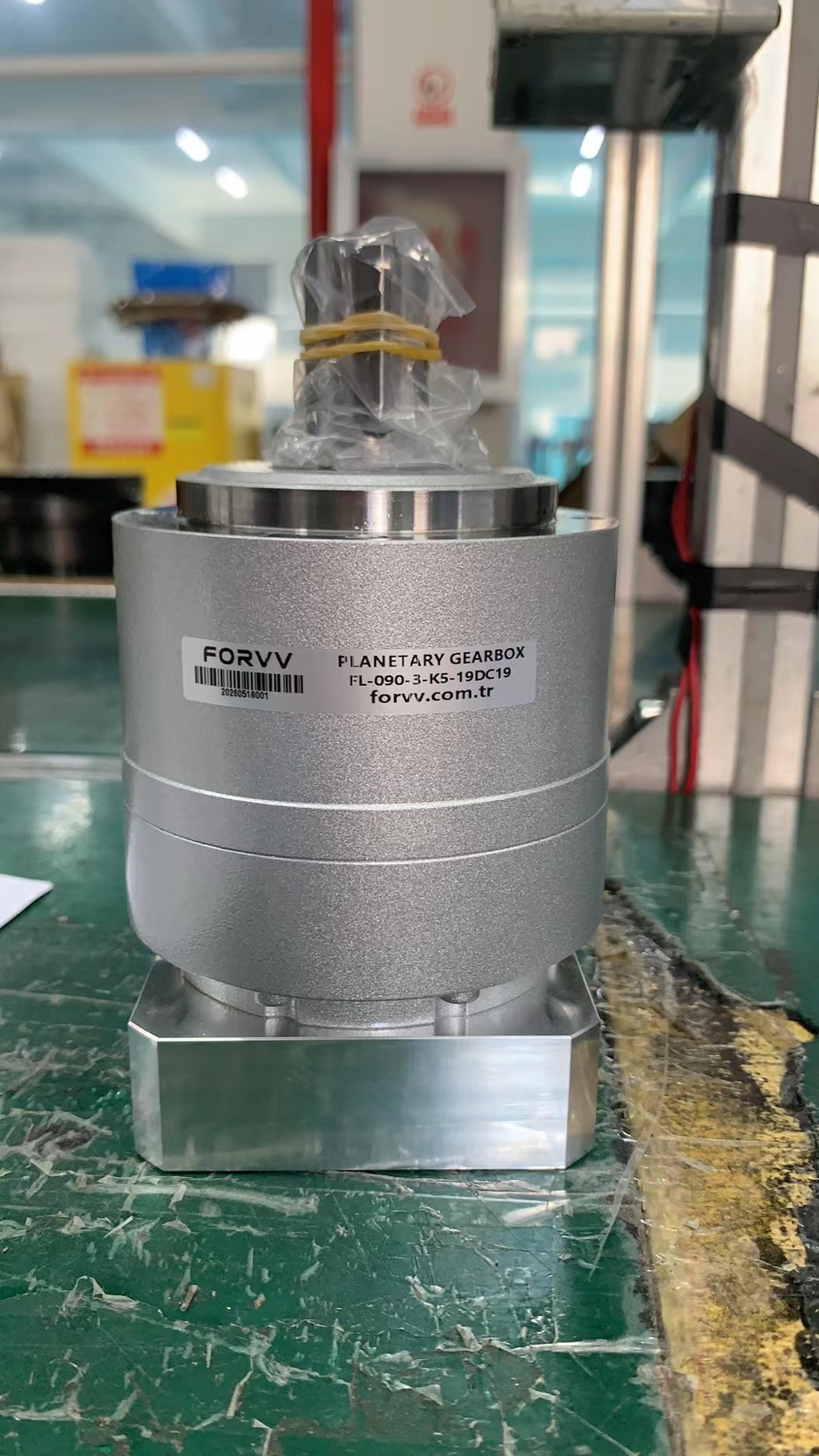90mm Planet Redüktör Helis Dişli Servo ve Step Motor Uyumlu (FL90)
